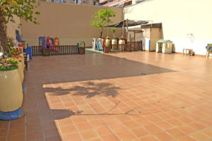 ibeth-llar-d-infants-instalaciones-patio